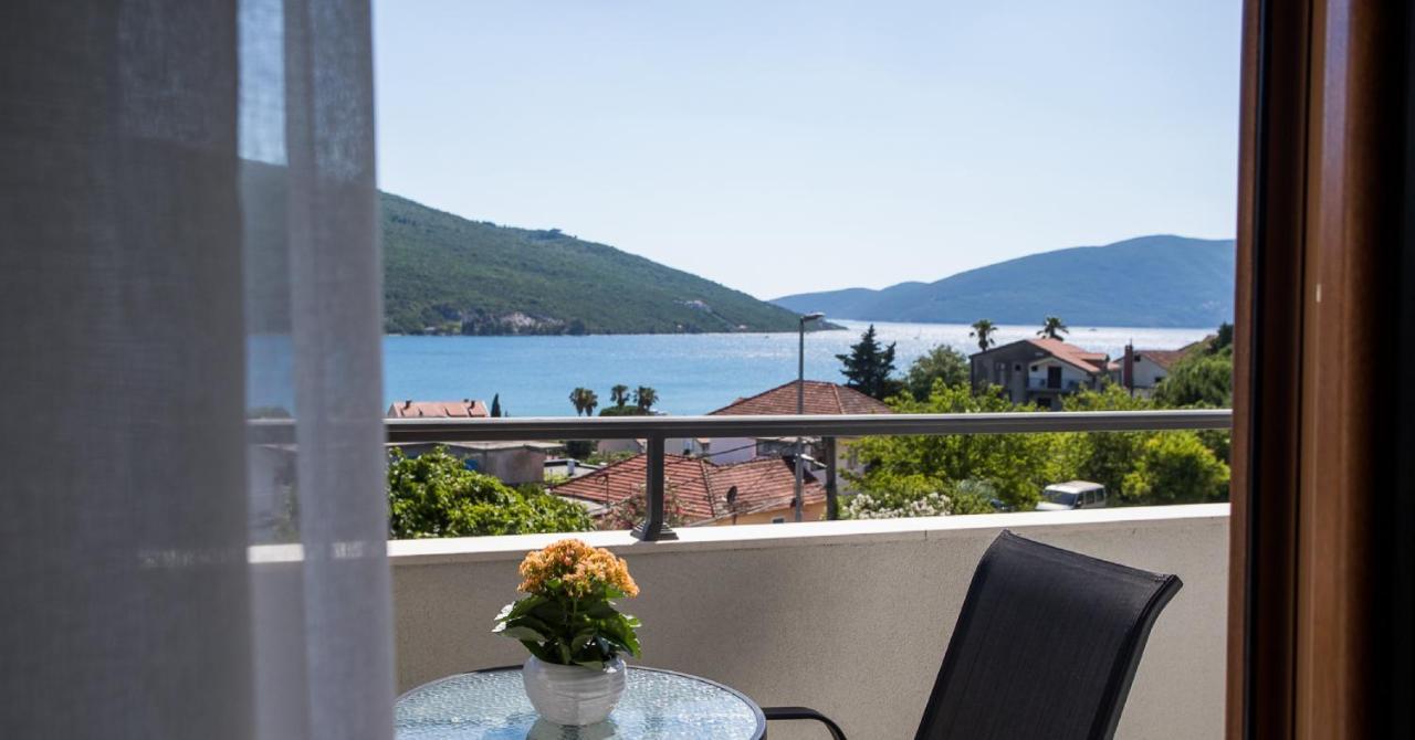Hotel Olimpija Plus Herceg Novi Exterior photo